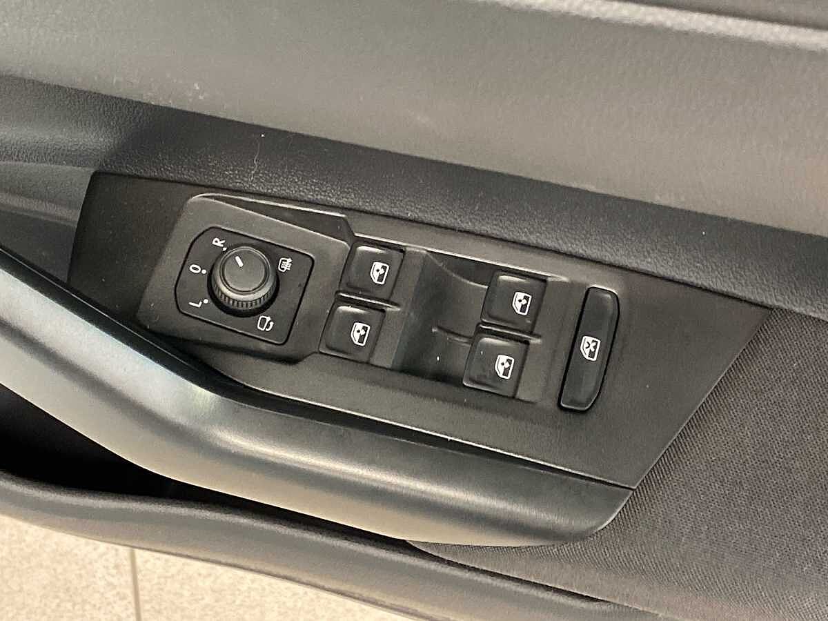 Volkswagen Polo Match 1.0 TSI 95PS Automatic 5 Door