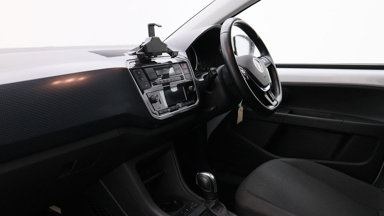 Volkswagen Up e-up! 82 PS electric motor 5 Door